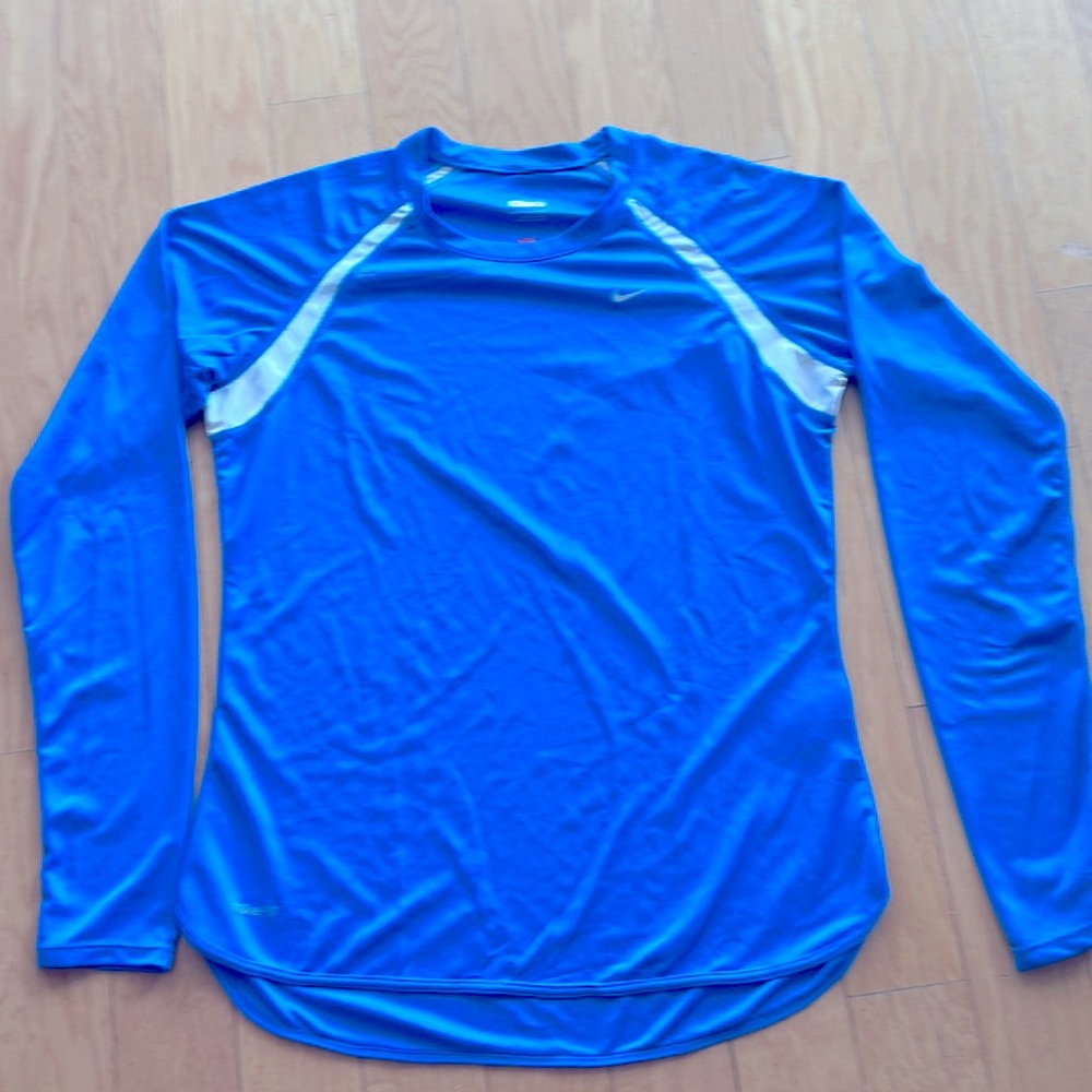 Nike dry fit running shirt. Size M